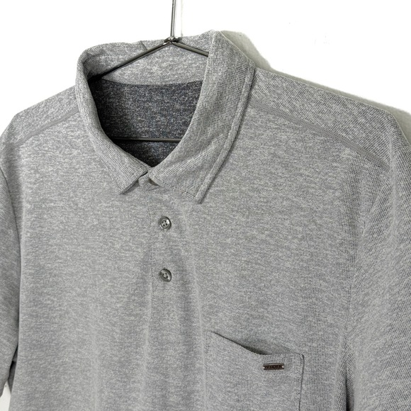 Vuori Ace Gray Heathered Knit Short Sleeve Pocket Polo Shirt - Picture 2 of 5